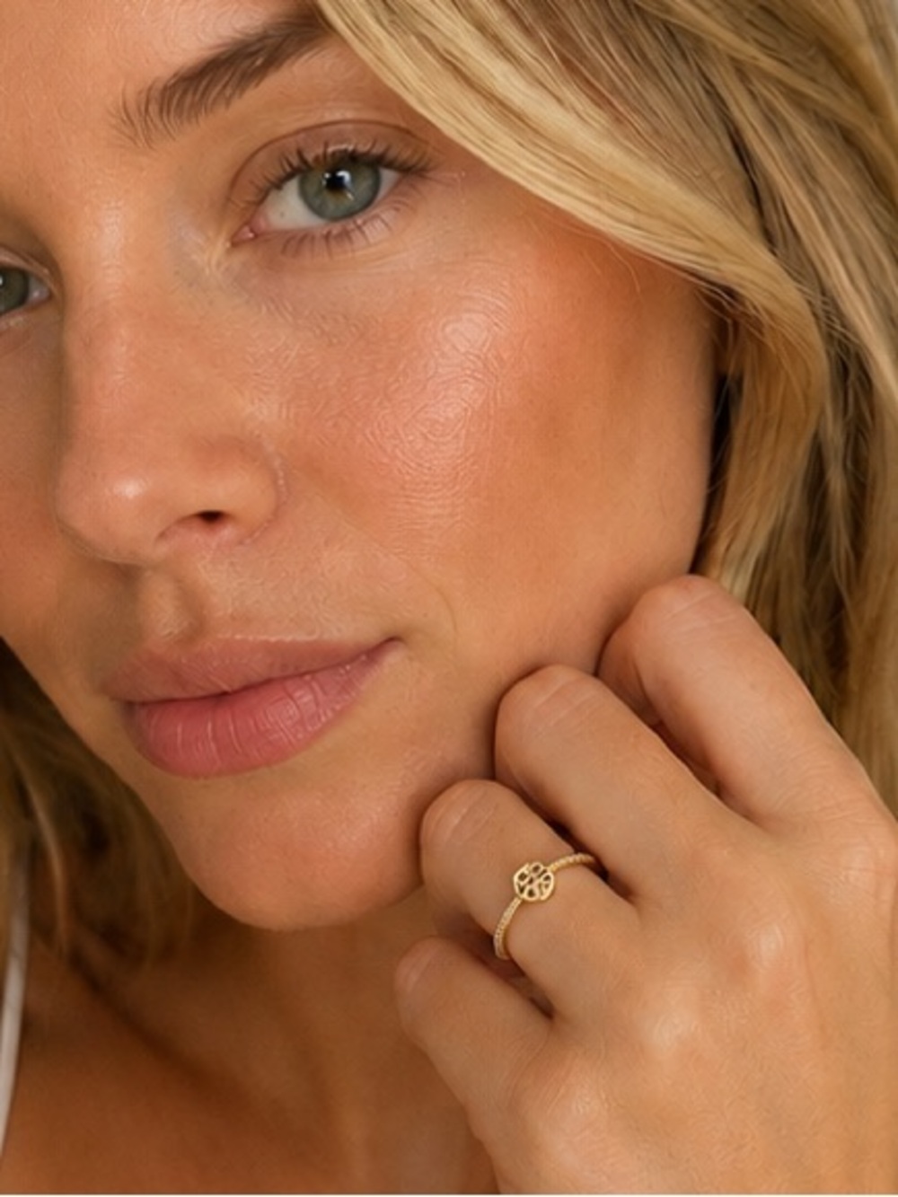 Designer Inspired Gold Crystal Logo Ring - Picture 2 of 4